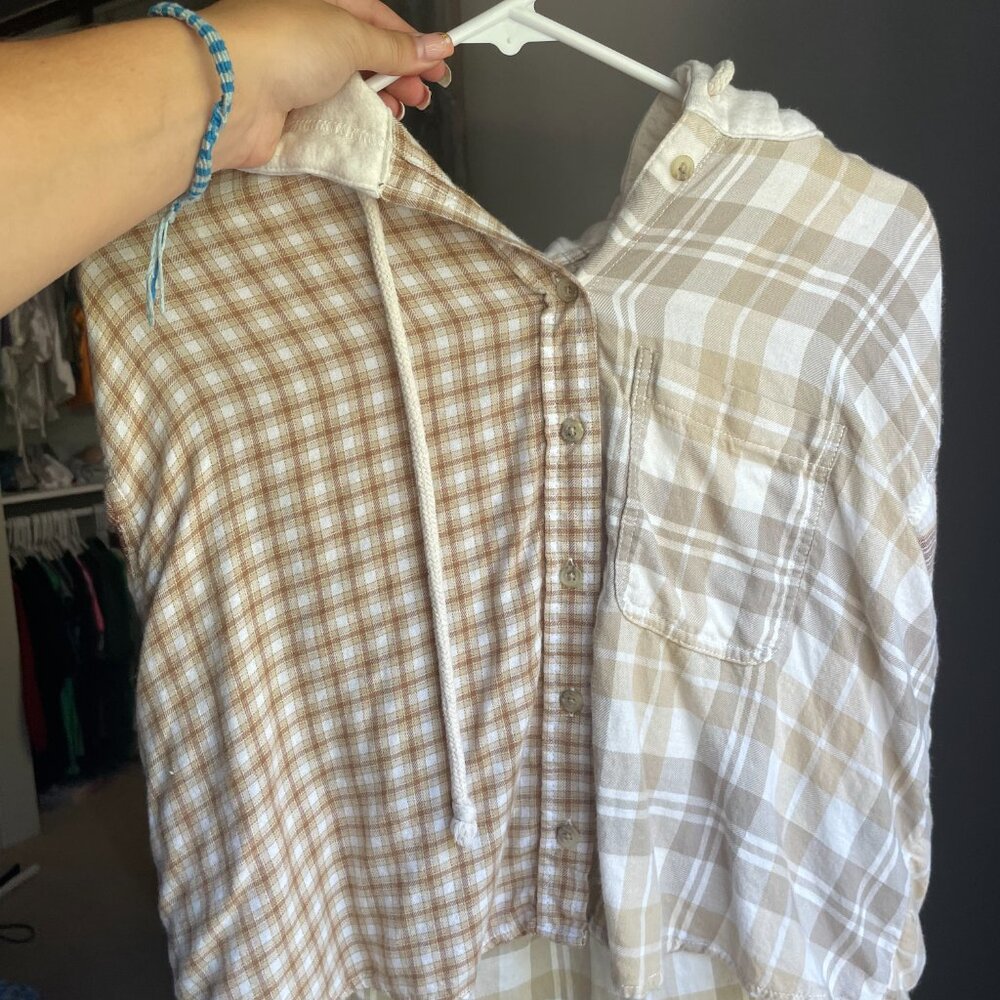 American Eagle Cropped Fall Sweater